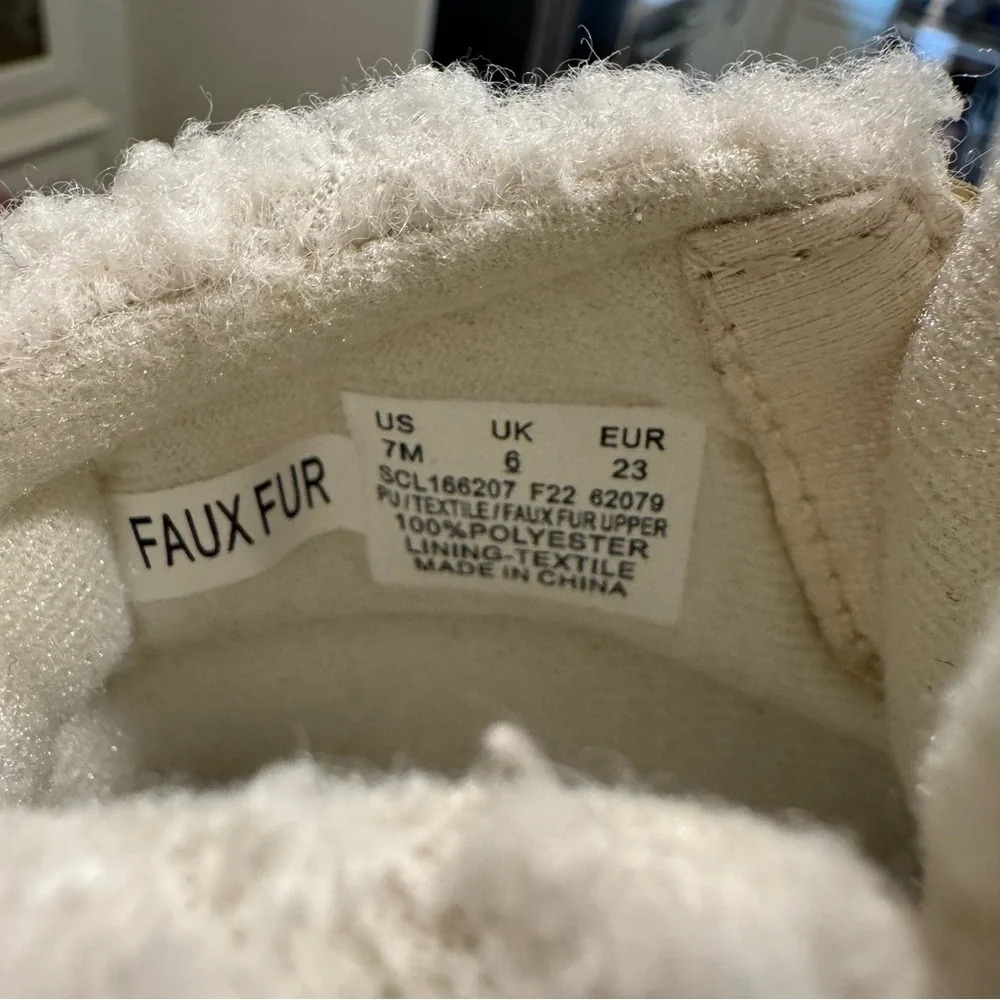 Sperry Silver and White Winter Boots Girl's Port Alpine Jr Snow baby toddler 7